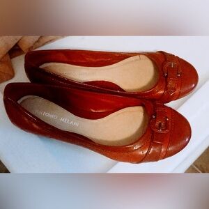 Antonio Melani Women's Red Flats
